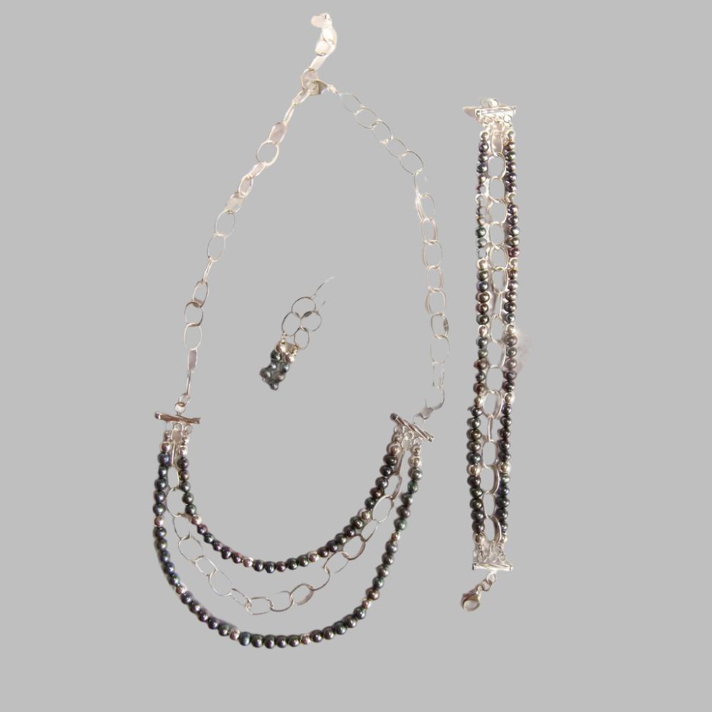 Freshwater Pearl Necklace Set